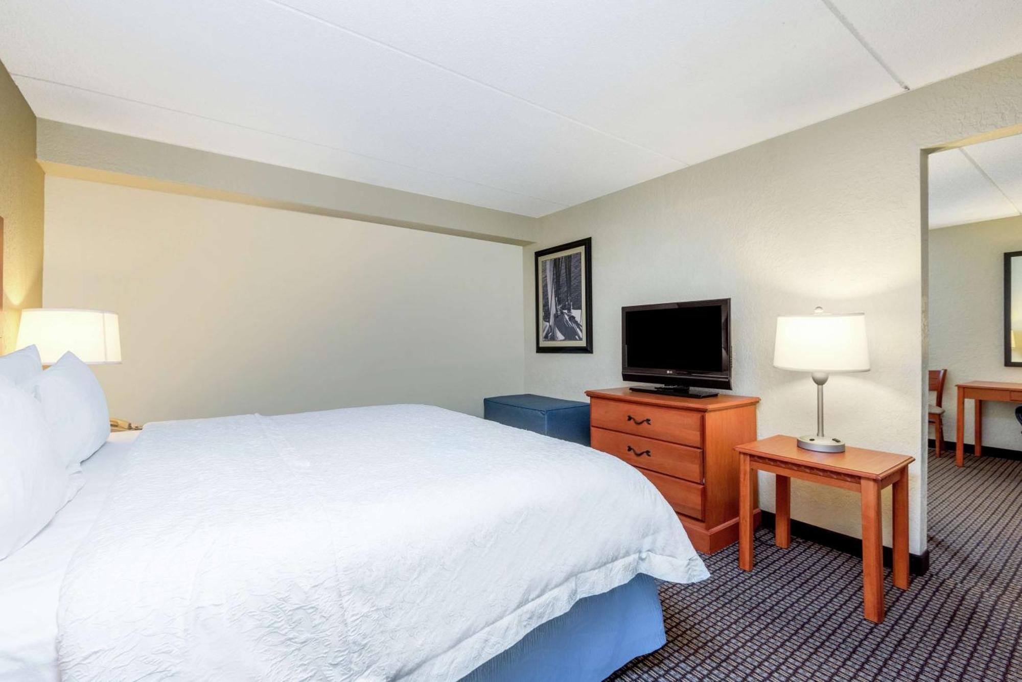 Hampton Inn Morehead City Bagian luar foto