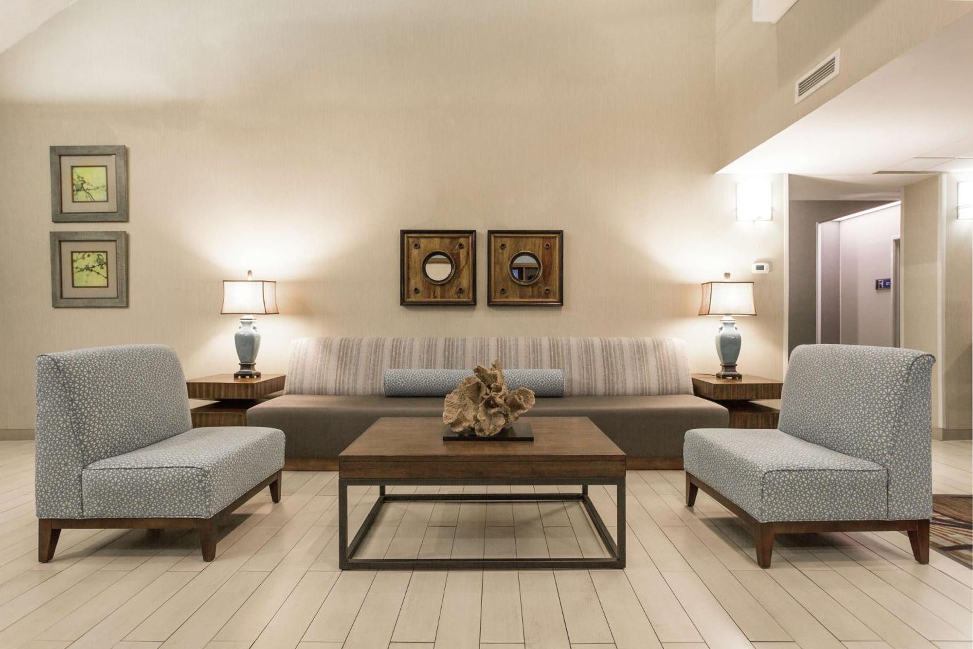 Hampton Inn Morehead City Bagian luar foto